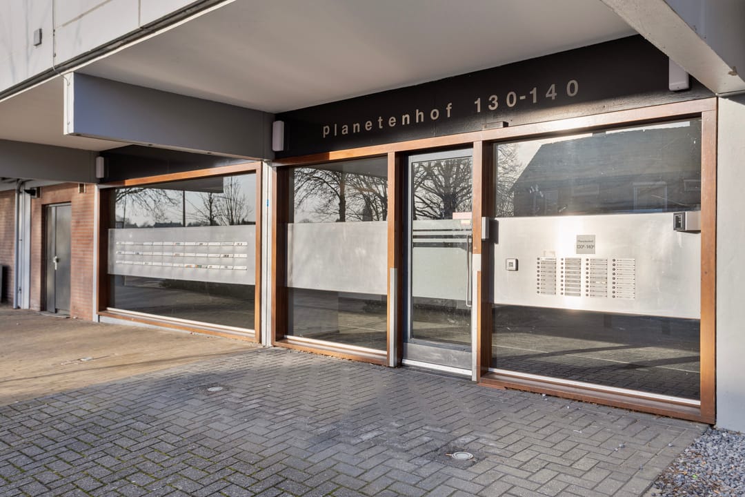 Photo 2 of Planetenhof 130-C