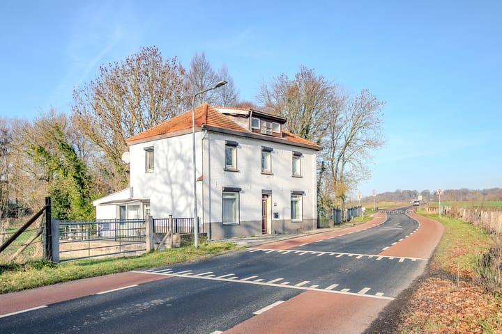 Foto 2 van Brommelen 21