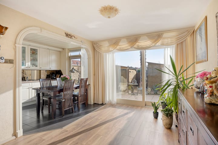 Photo 3 of Schout Eeuwoutstraat 46