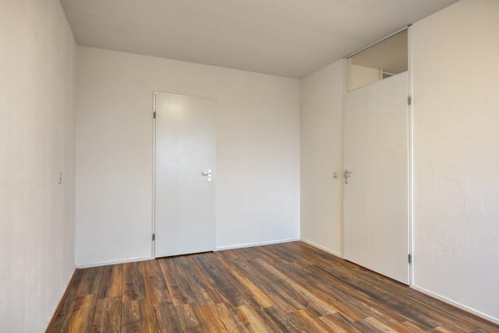 Foto 10 van Terneuzenstraat 137