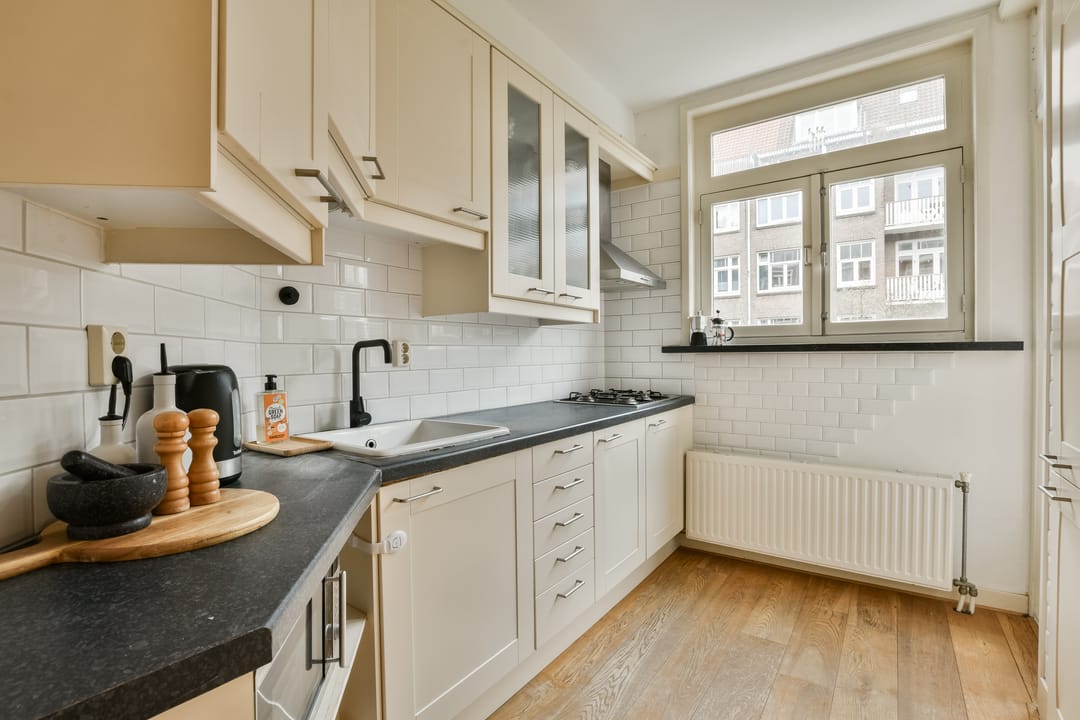 Foto 8 van Roerstraat 33-1