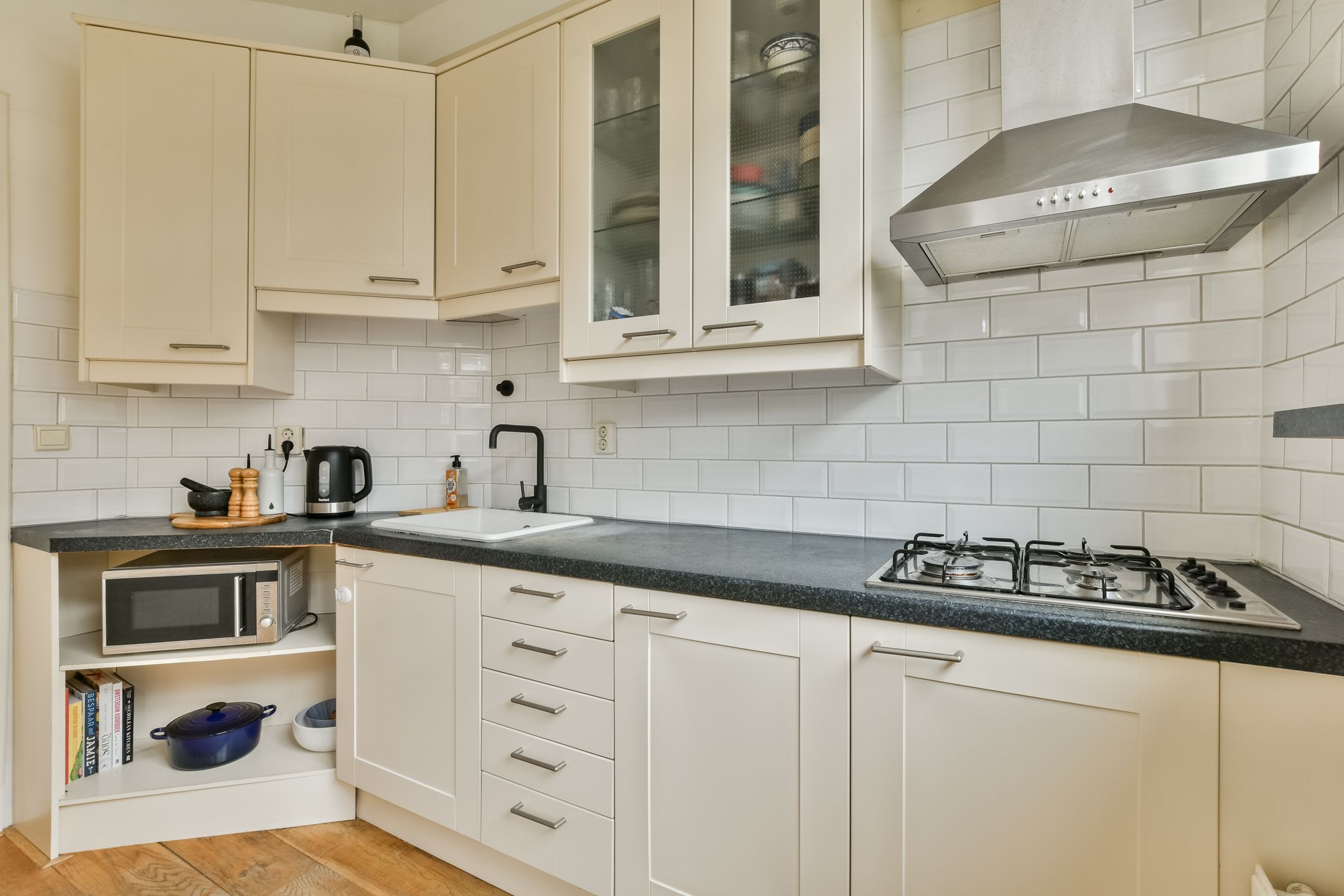 Foto 9 van Roerstraat 33-1