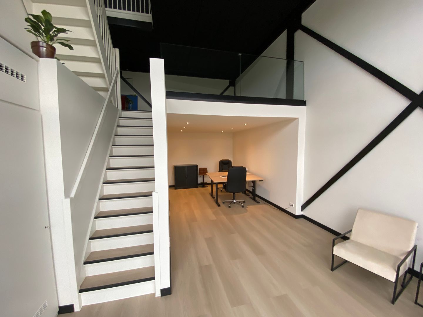 View photo 4 of Transistorstraat 67-C