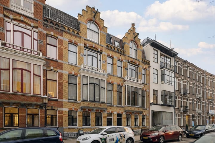 Photo 6 of Valeriusstraat 53