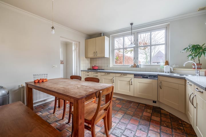 Photo 3 of Postakkers 45