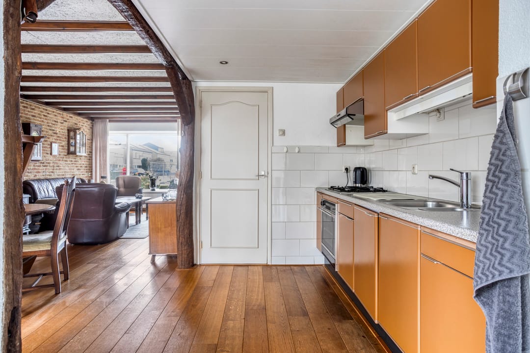 Photo 17 of Basilius van Bruggestraat 2