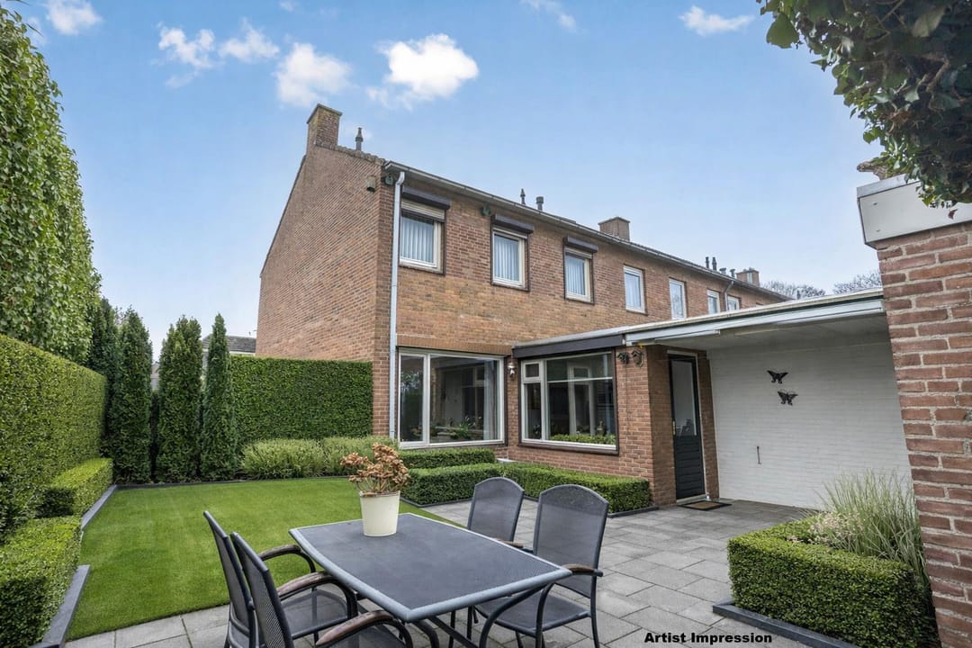 Photo 37 of Basilius van Bruggestraat 2