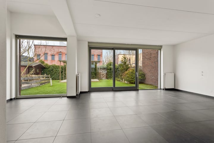 Foto 2 van W.M. Dudokstraat 10