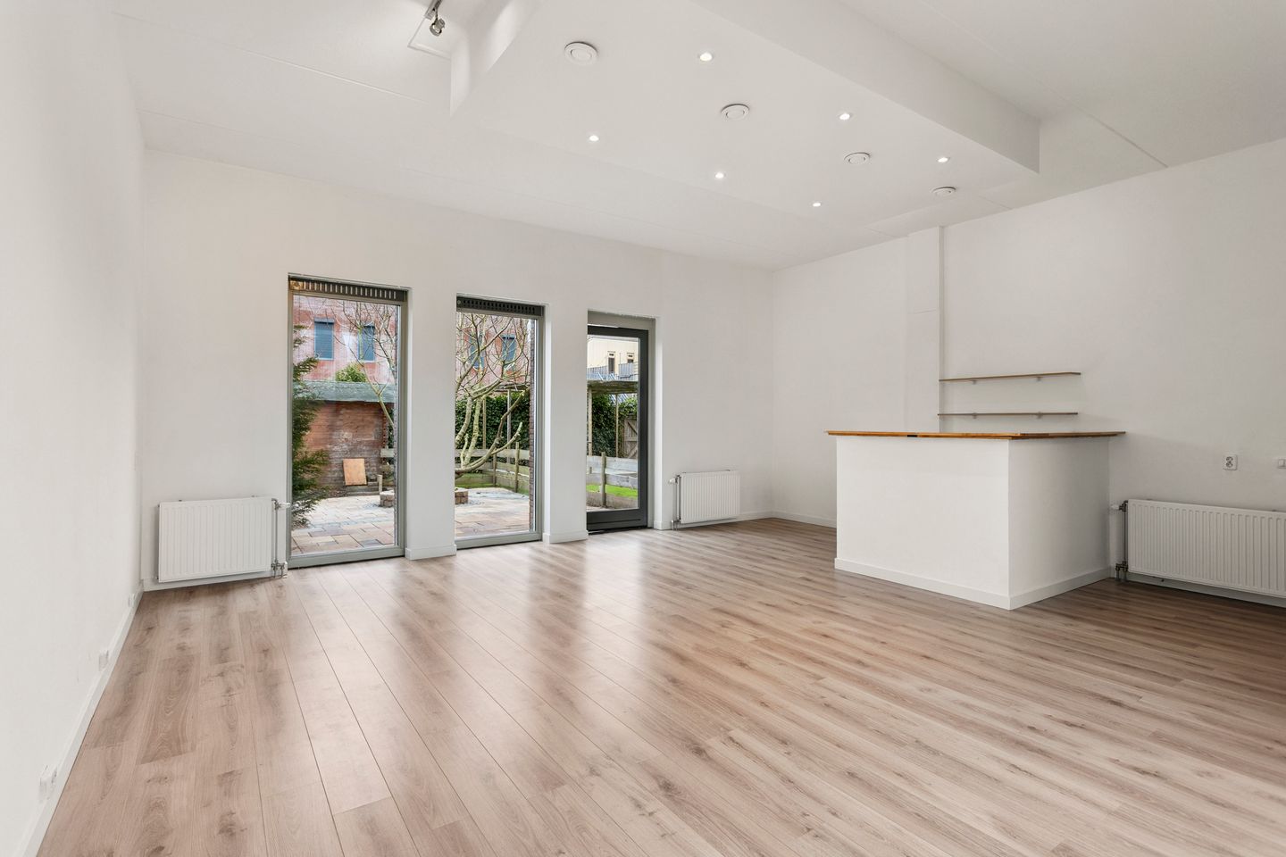 Photo 5 of W.M. Dudokstraat 10