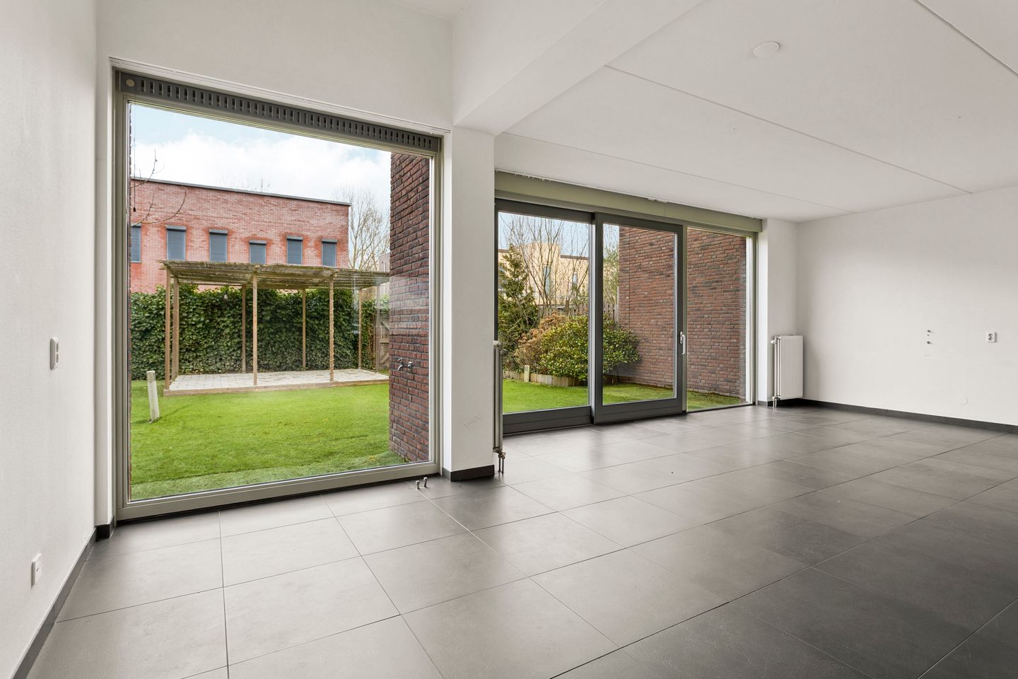 Photo 14 of W.M. Dudokstraat 10