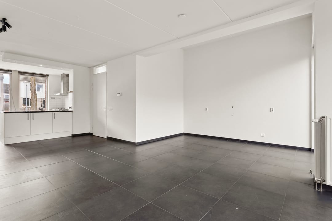 Photo 17 of W.M. Dudokstraat 10