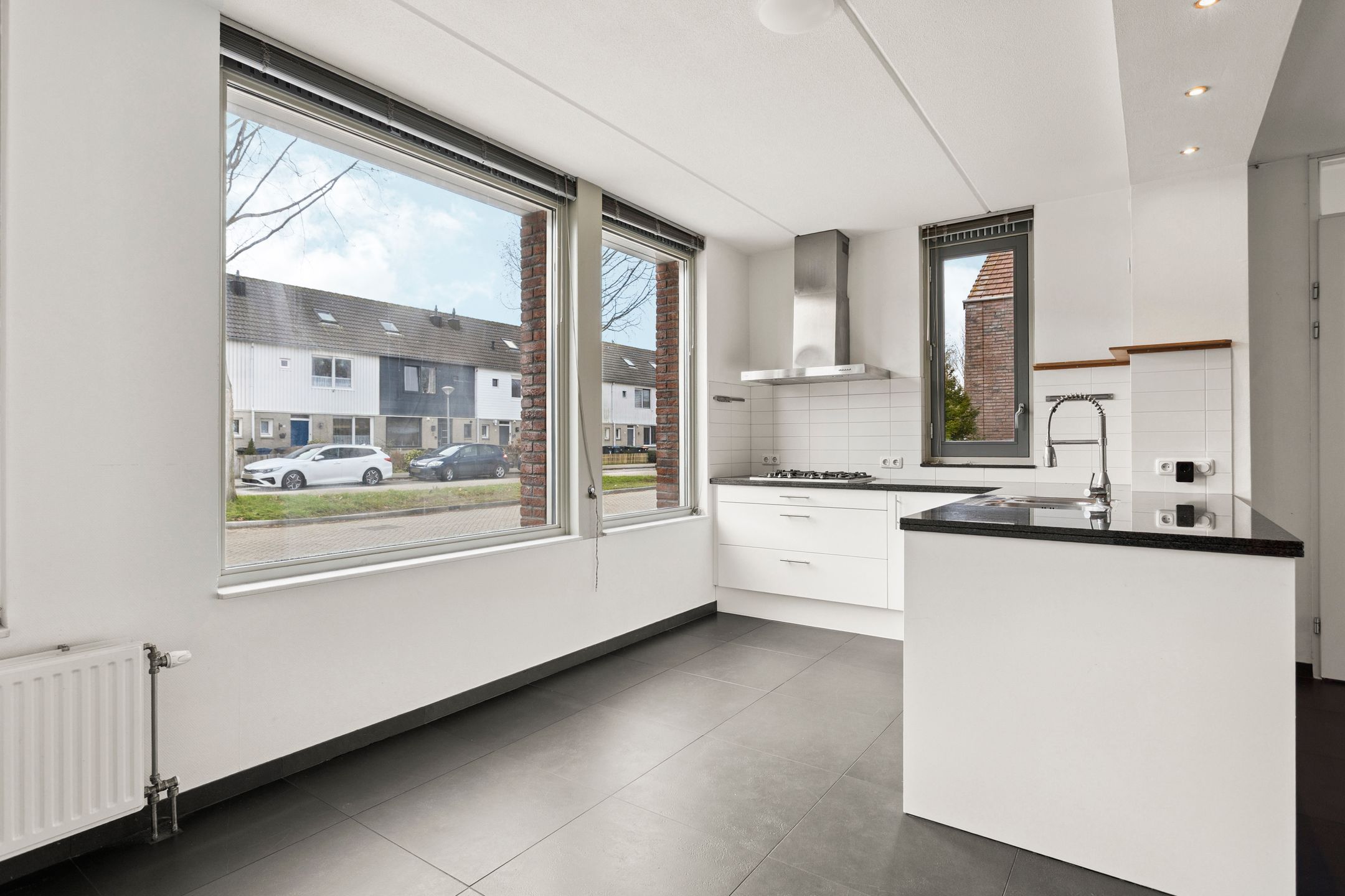 Photo 21 of W.M. Dudokstraat 10