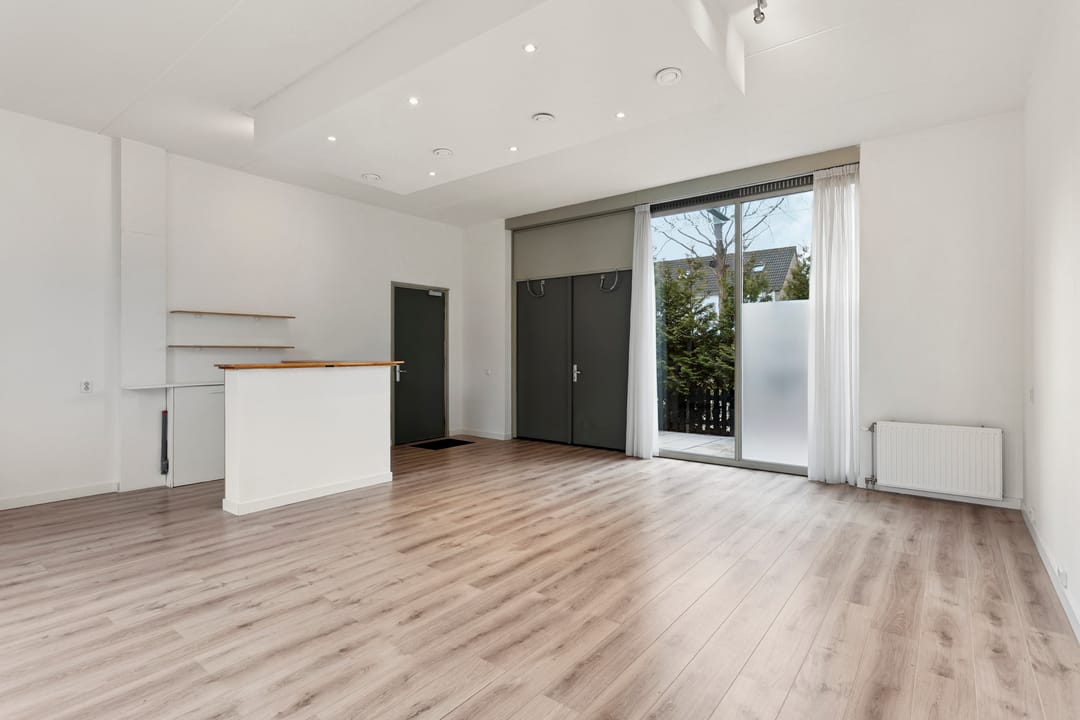 Photo 28 of W.M. Dudokstraat 10