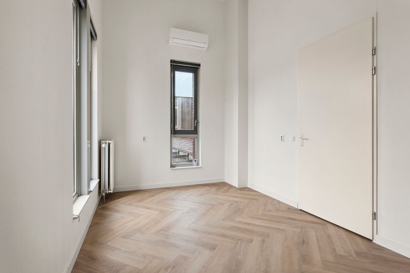 Photo 35 of W.M. Dudokstraat 10