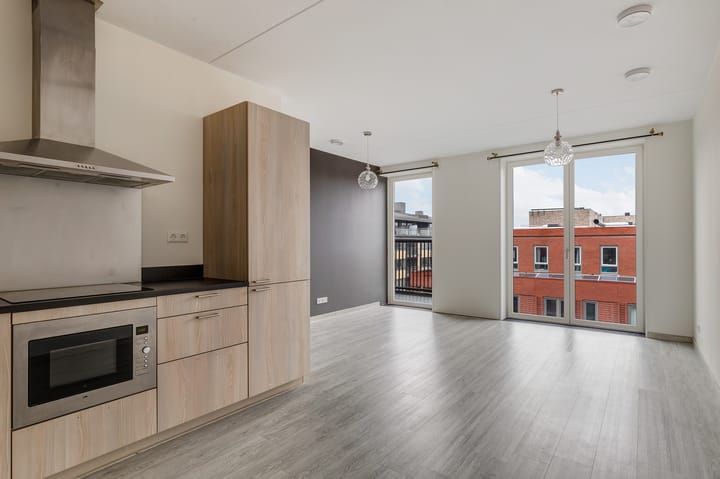 Photo 2 of Londenstraat 126