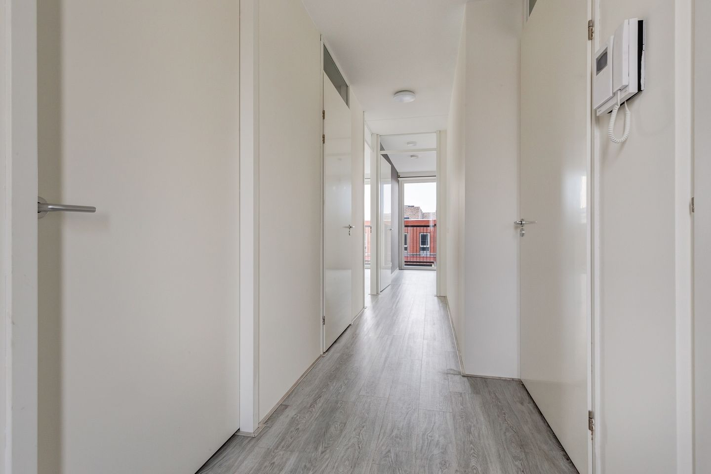 Photo 10 of Londenstraat 126