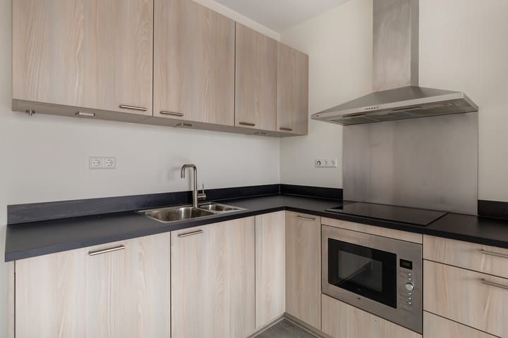 Photo 18 of Londenstraat 126