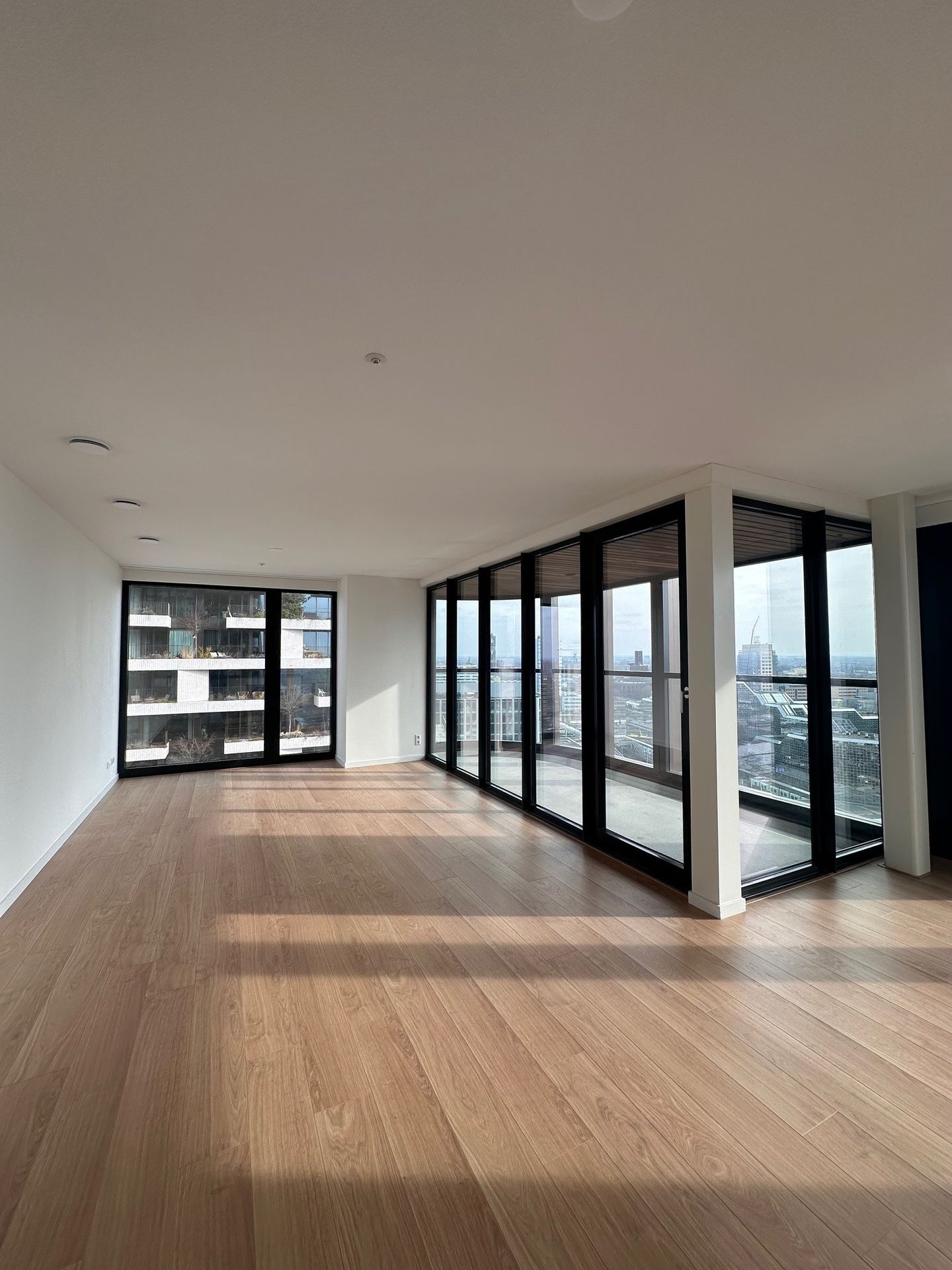 Foto 4 van Hoola van Nootenstraat 69