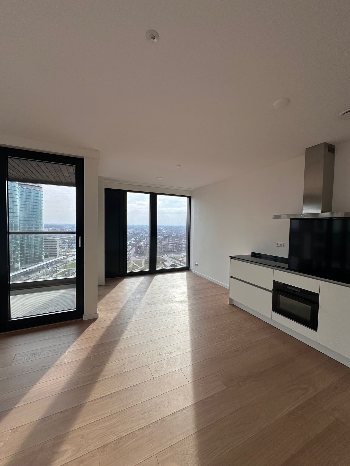 Foto 5 van Hoola van Nootenstraat 69