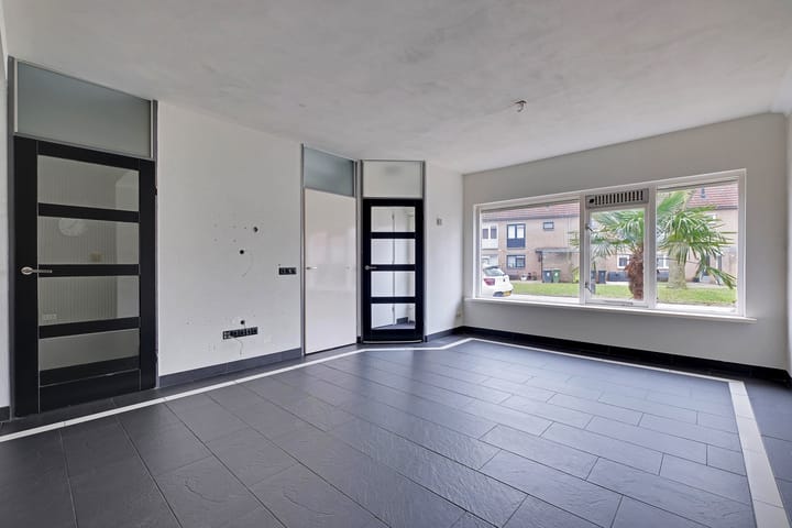 Foto 12 van De Leigraaf 73