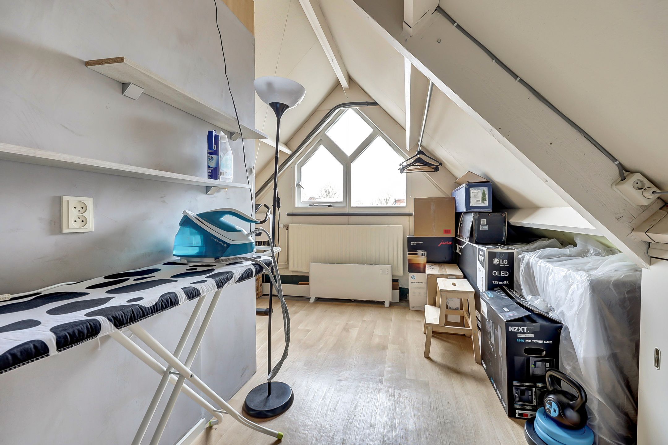 Photo 27 of Thomsonstraat 190