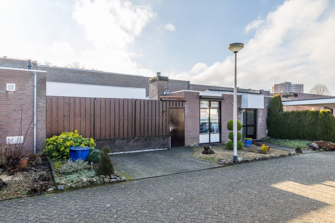 Foto 2 van Van Weerden Poelmanstraat 271