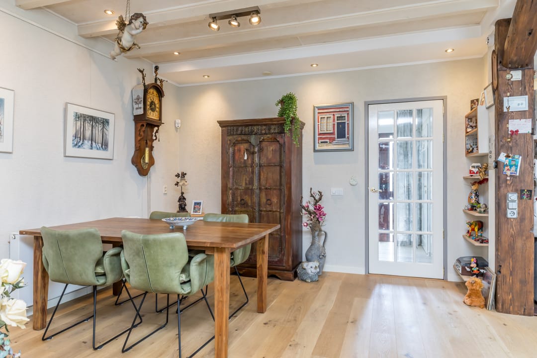 Foto 13 van Van Weerden Poelmanstraat 271