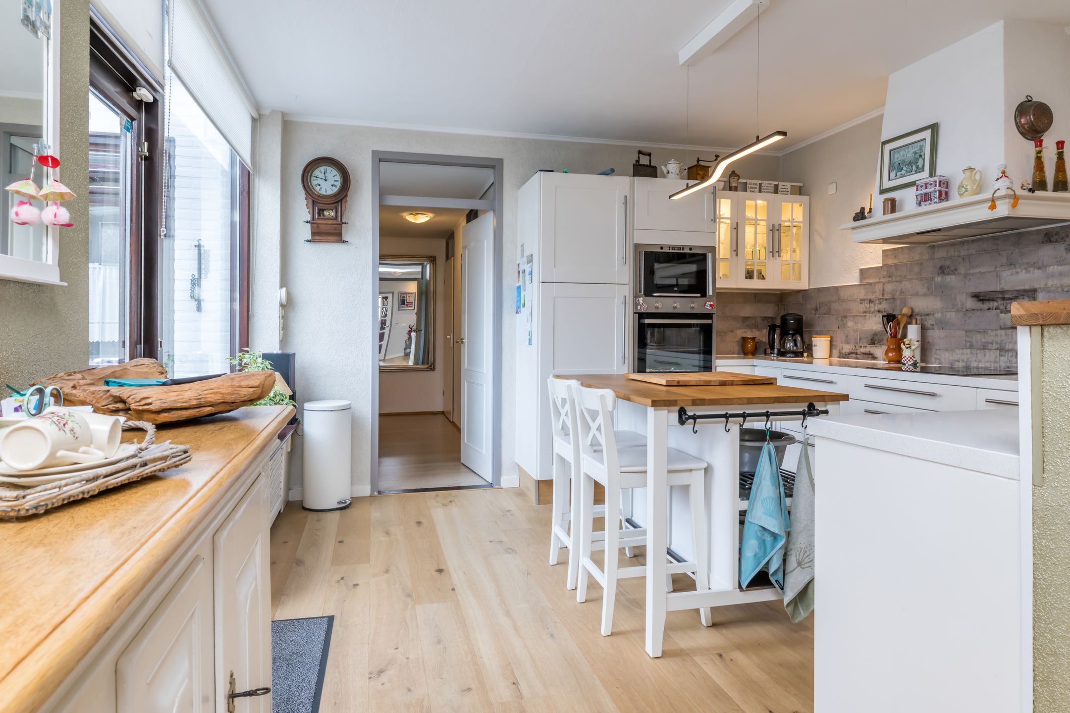 Foto 15 van Van Weerden Poelmanstraat 271