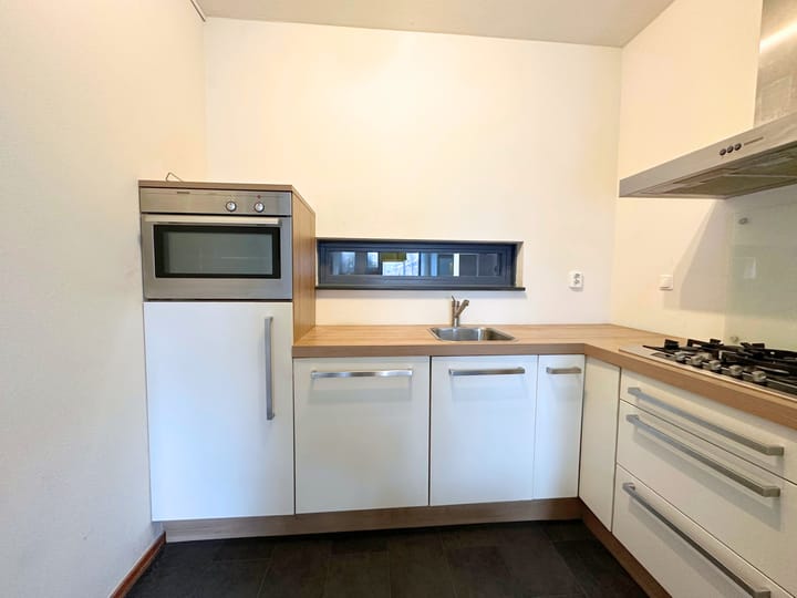 Photo 8 of Veldstraat 43