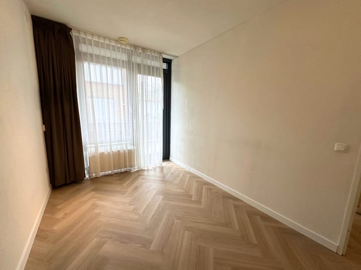 Photo 12 of Veldstraat 43