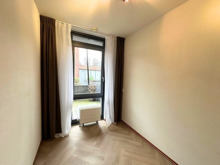 Photo 13 of Veldstraat 43