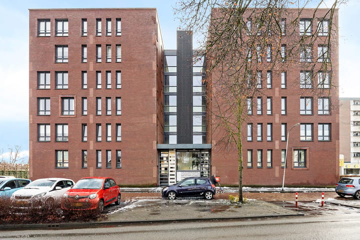 Photo 2 of Hoofdstraat 78-T
