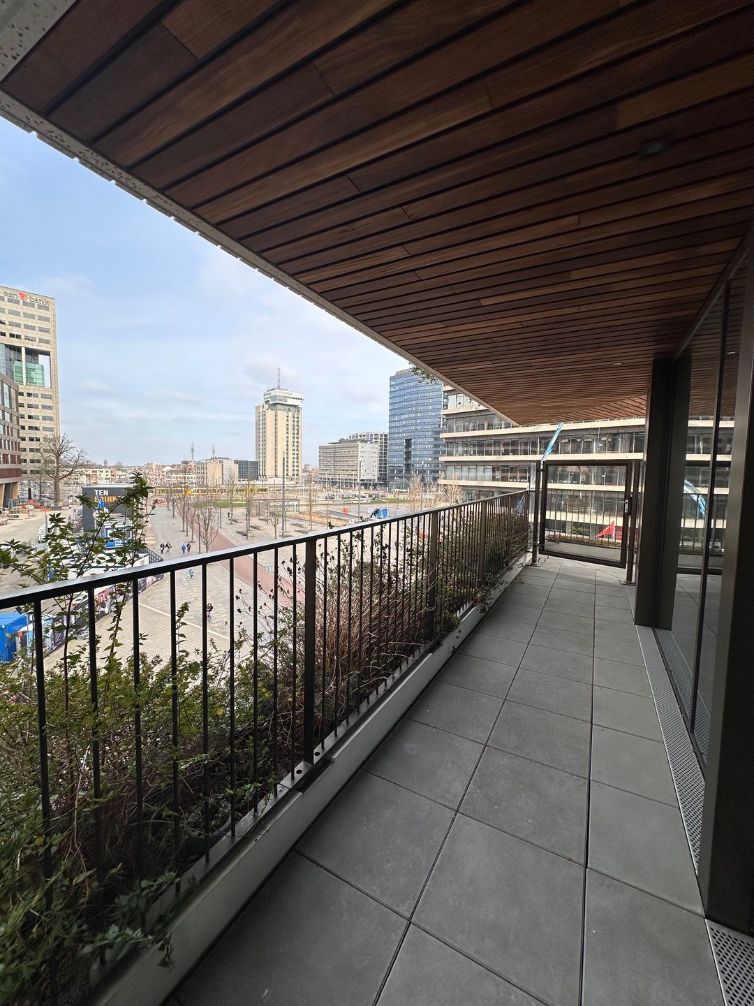 Foto 11 van Hoola van Nootenstraat 139