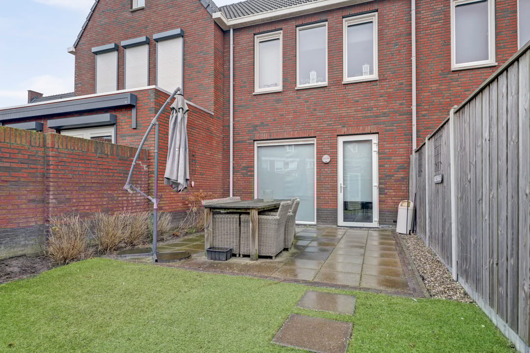 Foto 28 van Burgemeester Schoonheijtstraat 13