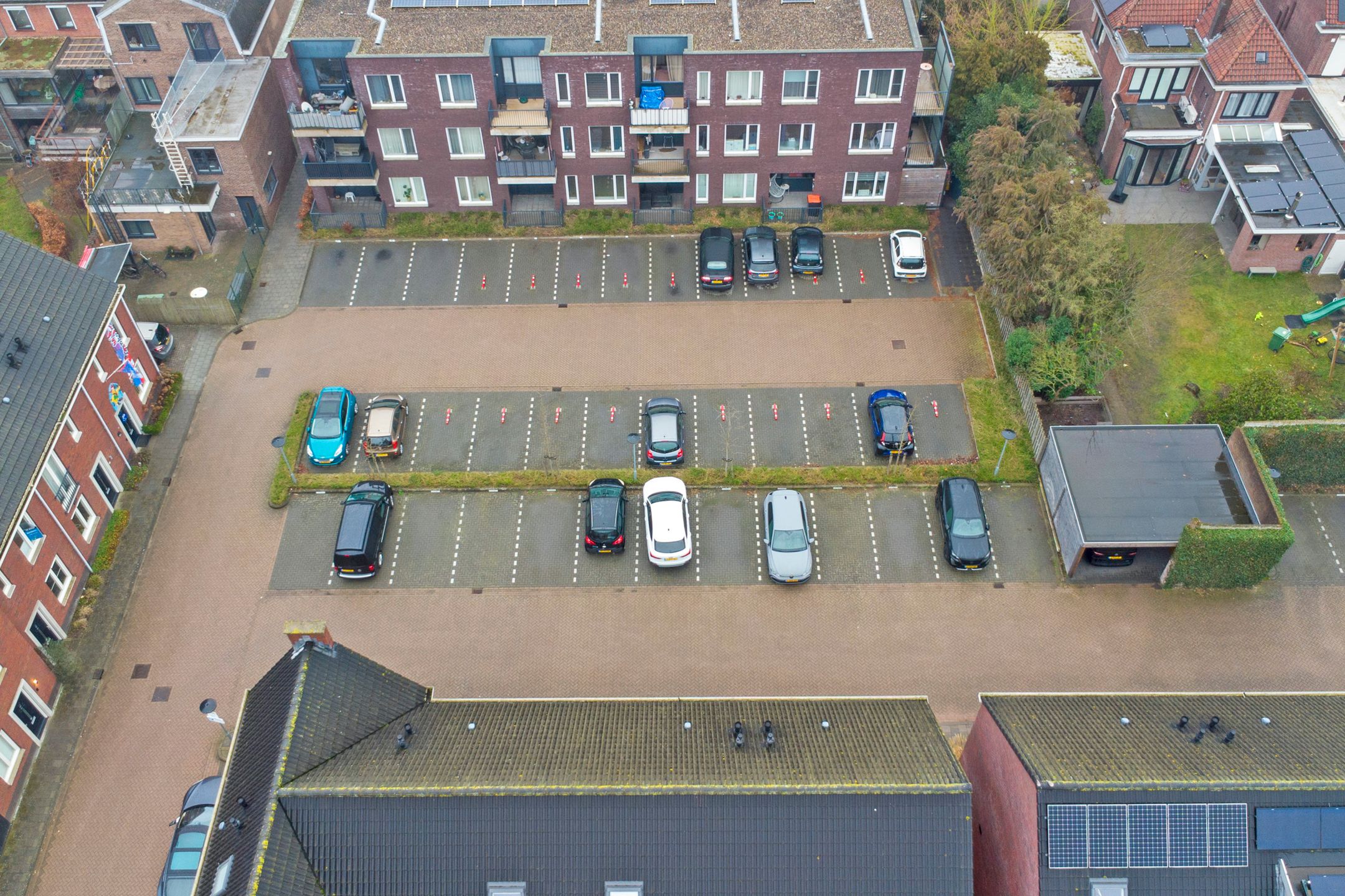 Foto 42 van Burgemeester Schoonheijtstraat 13