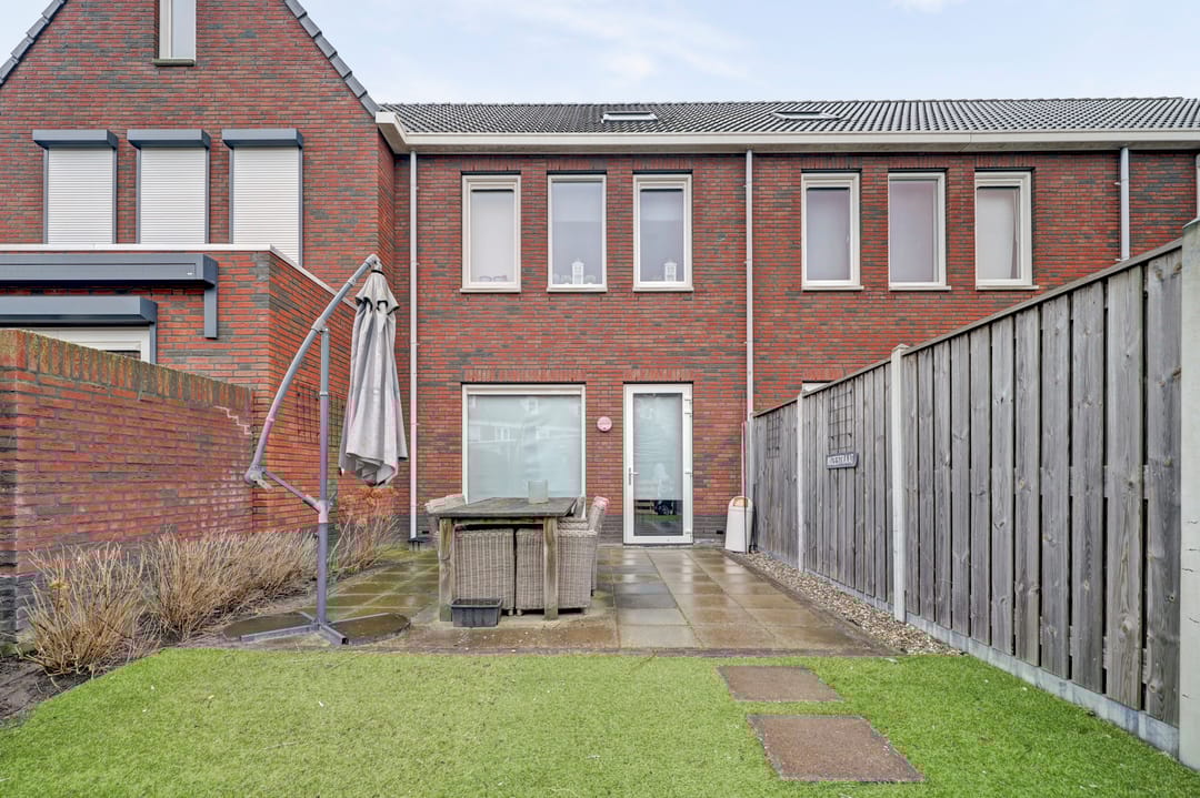 Foto 26 van Burgemeester Schoonheijtstraat 13