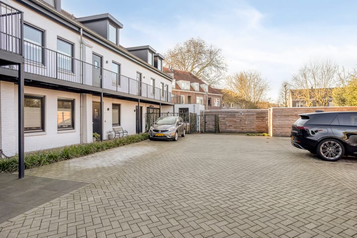 Foto 5 van Prins Bernhardstraat 27-006