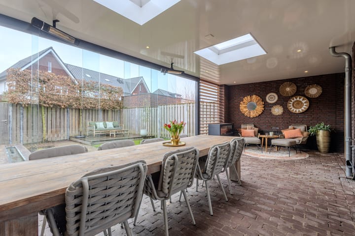 Photo 5 of Meester de Weertstraat 25