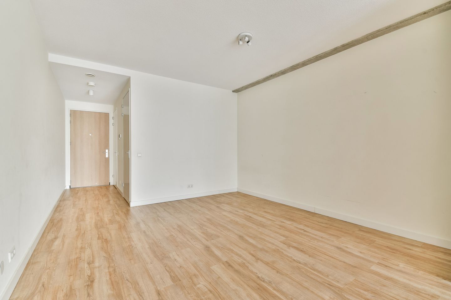 Foto 4 van Van Vollenhovenstraat 3-315