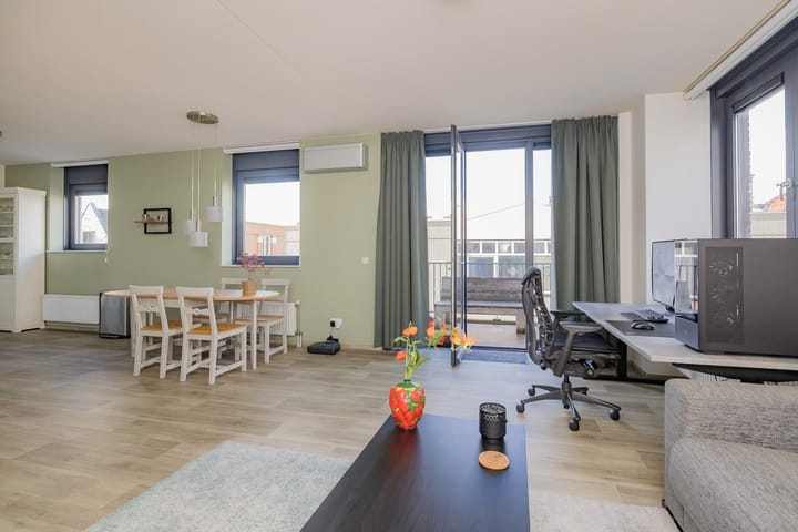 Photo 4 of Prins Hendrikstraat 81