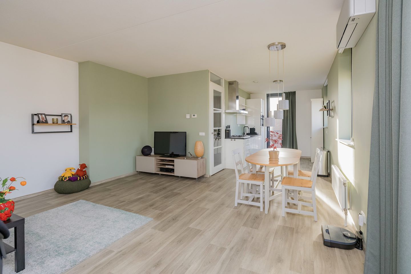 Photo 5 of Prins Hendrikstraat 81