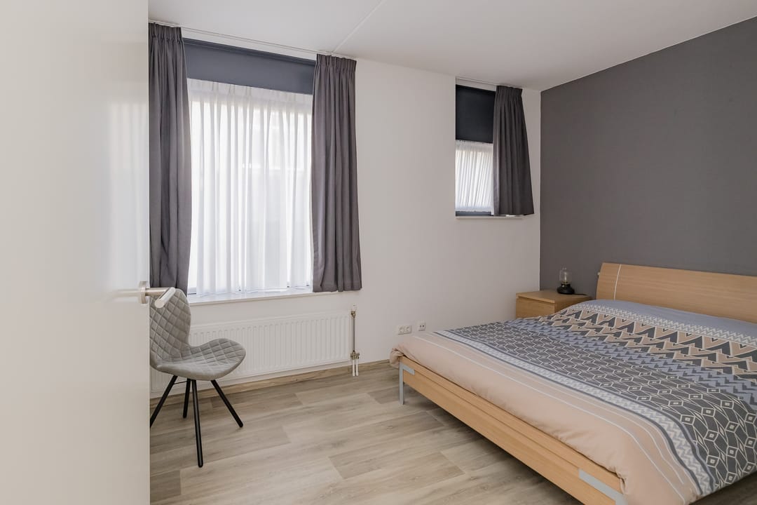 Photo 7 of Prins Hendrikstraat 81