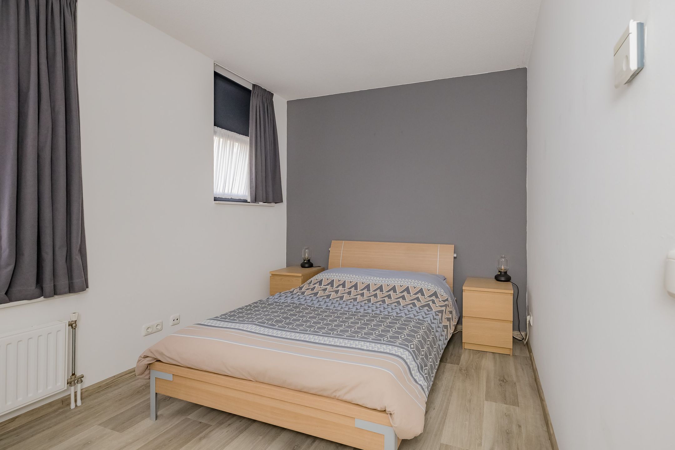 Photo 9 of Prins Hendrikstraat 81