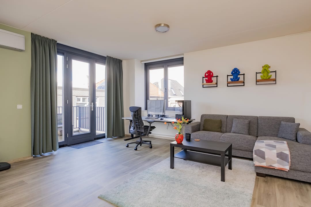 Photo 22 of Prins Hendrikstraat 81