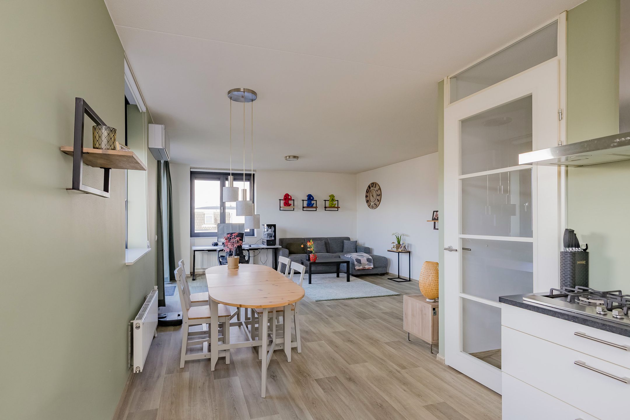 Photo 27 of Prins Hendrikstraat 81