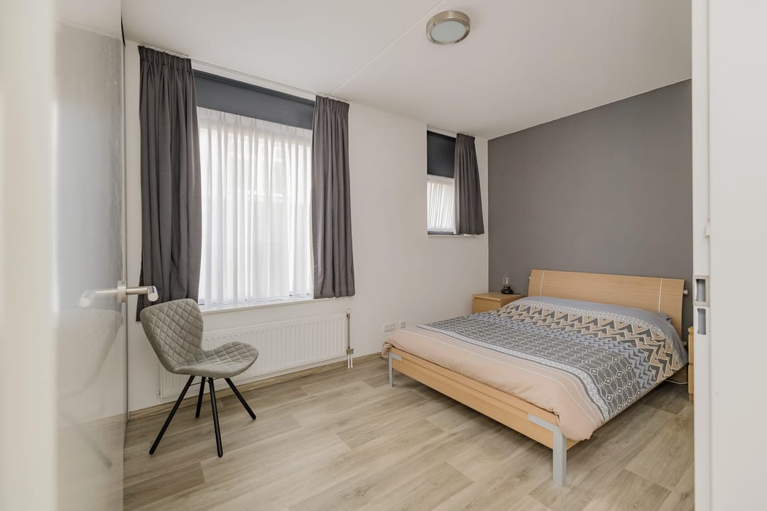 Photo 8 of Prins Hendrikstraat 81