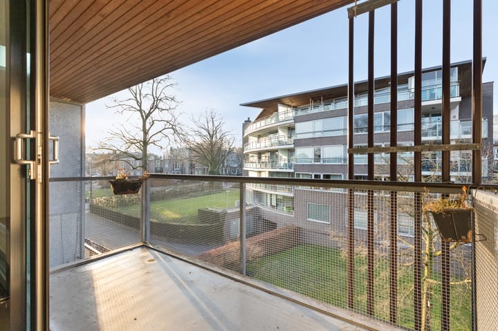 Photo 11 of Van Lawick van Pabststraat 112