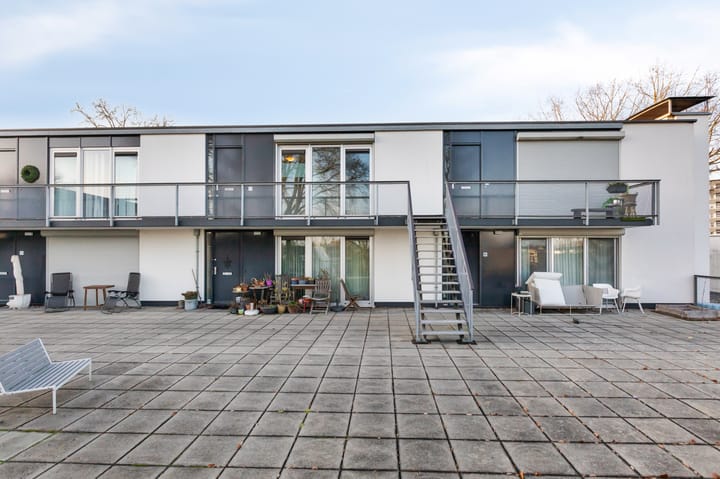 Photo 34 of Van Lawick van Pabststraat 112