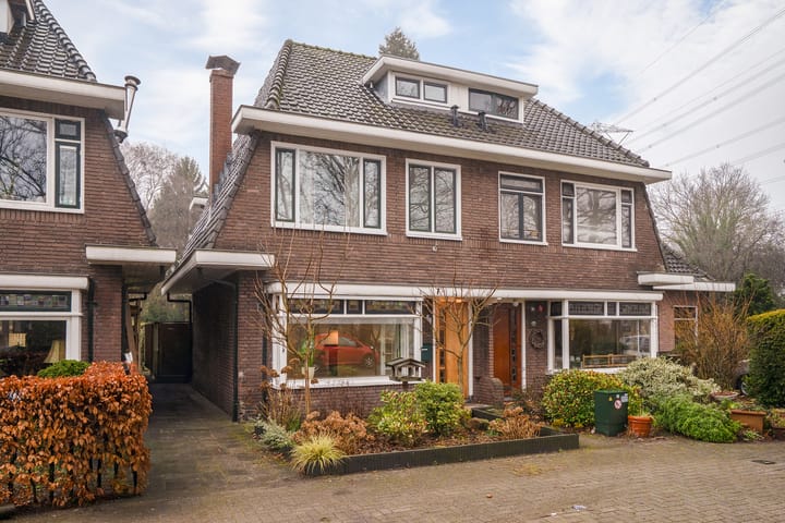 Helmerzijdeweg 82