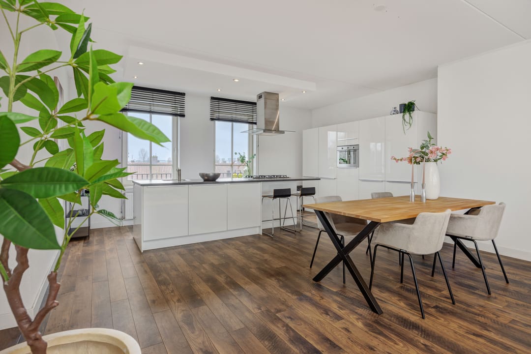 Foto 13 van Berghemseweg 183